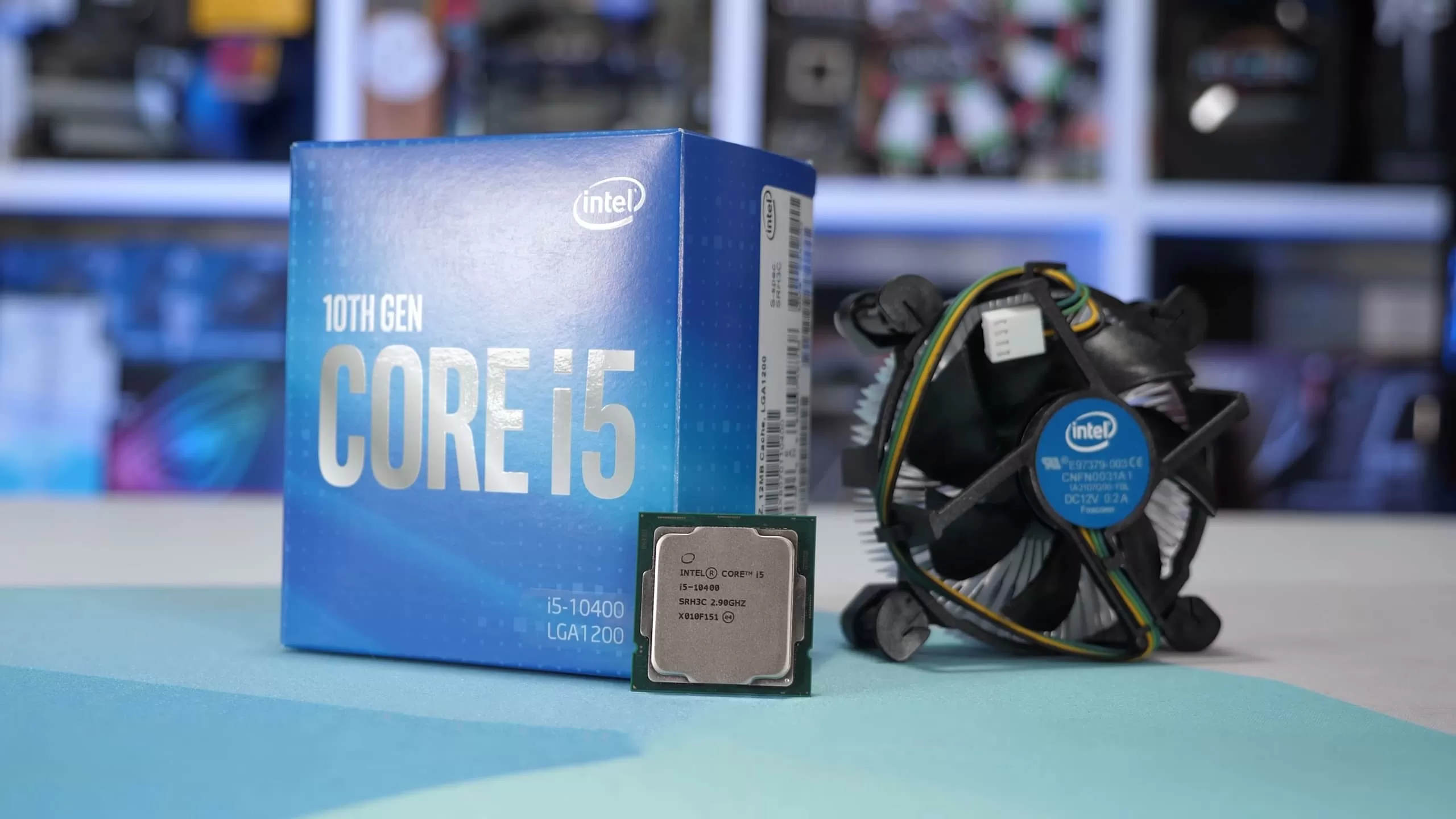 ntel Core i5-10400 Procesador de escritorio 6 núcleos hasta 4.3 GHz LGA1200 (chipset Intel serie 400) 65W